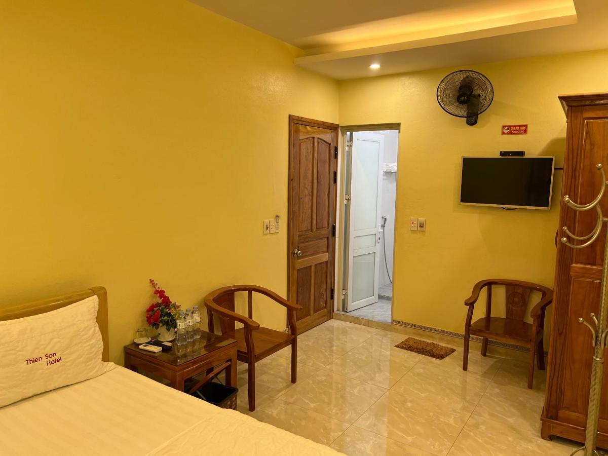 Thien Son Guesthouse Ha Giang Eksteriør bilde
